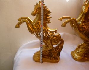 树脂工艺品：马上发财模型