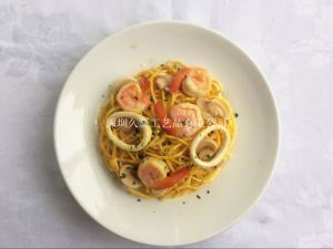 仿真菜 海鲜白酱意面仿真菜