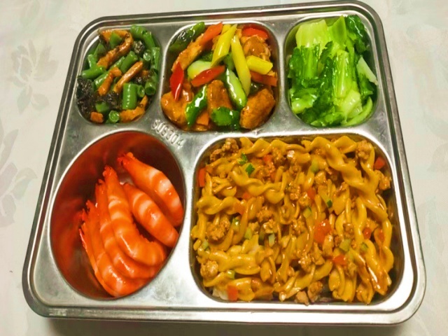 <b>预制菜模型海鲜意面学生餐模型</b>