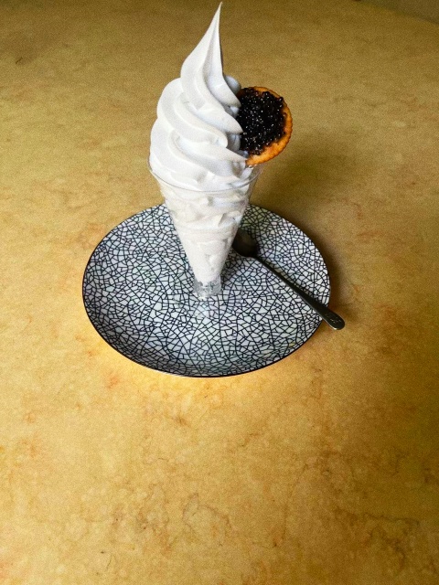 <b>仿真鲟鱼子酱雪糕食品模型</b>